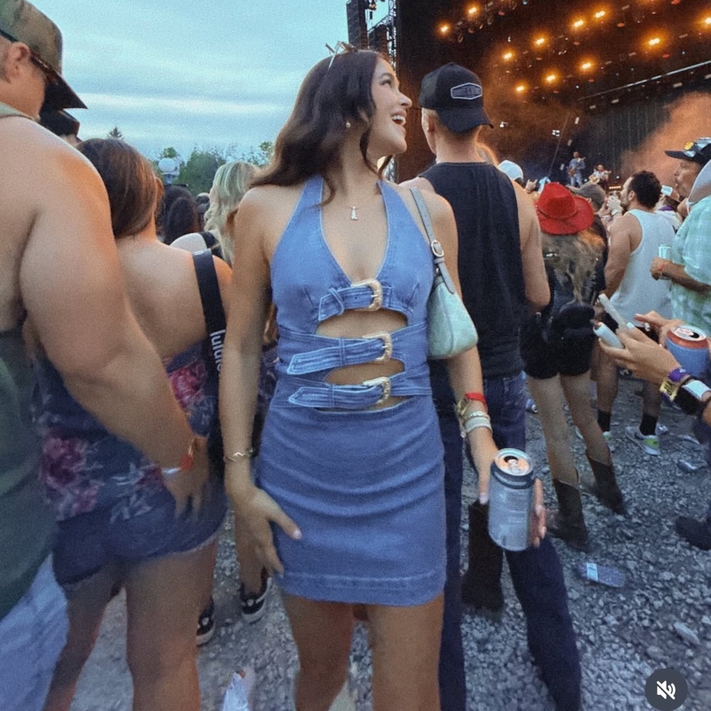 Commense Denim Buckle Dress - Picture 4 of 12